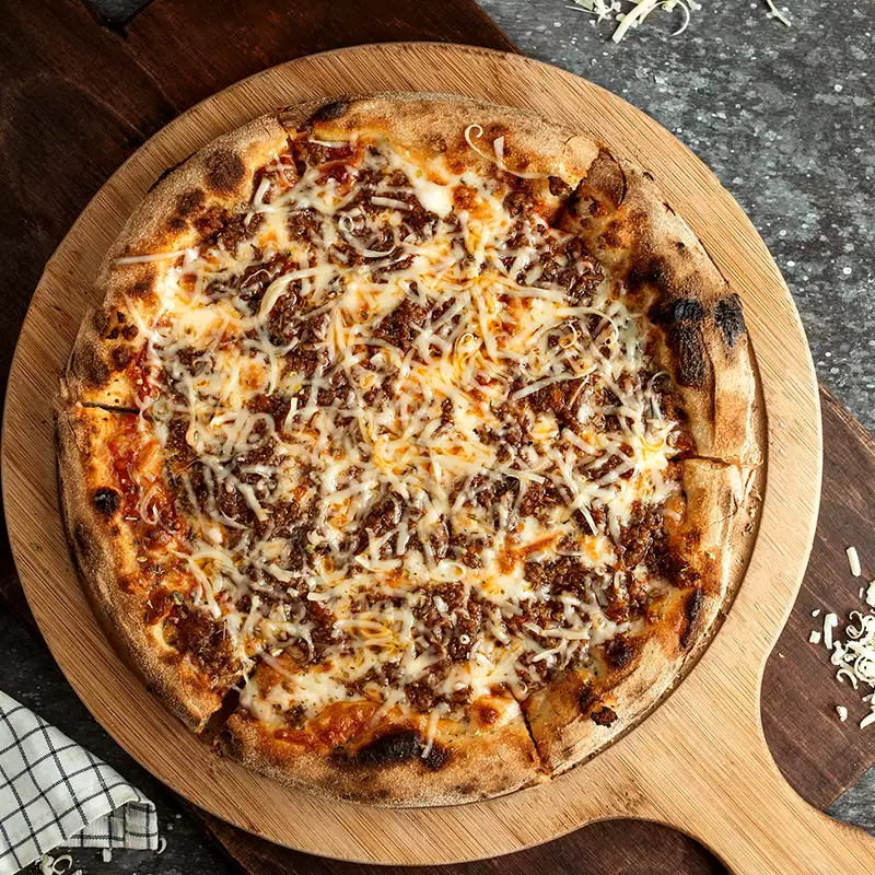 Pizza bolognaise